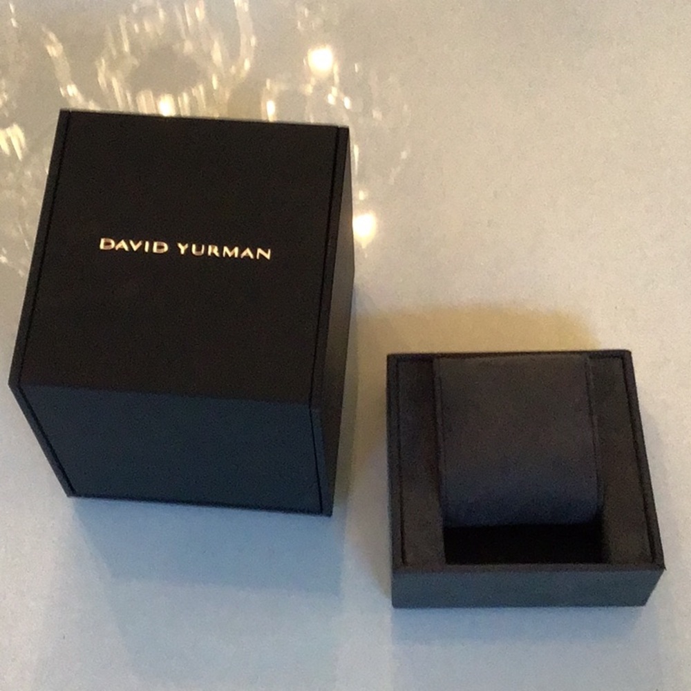 David Yurman Black Jewelry Box - Protective Presentation Case